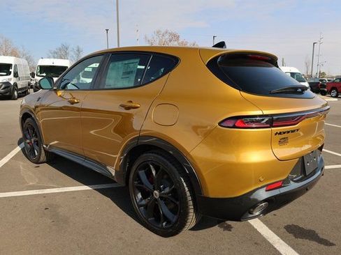 New 2024 Dodge Hornet R/T Plus image 5