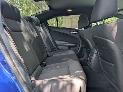Used 2018 Dodge Charger SXT Plus RWD image 19