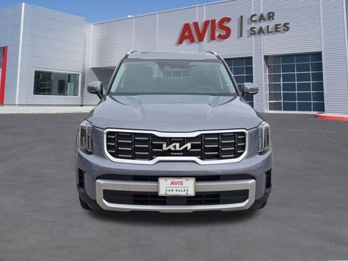 Used 2025 Kia Telluride S image 2