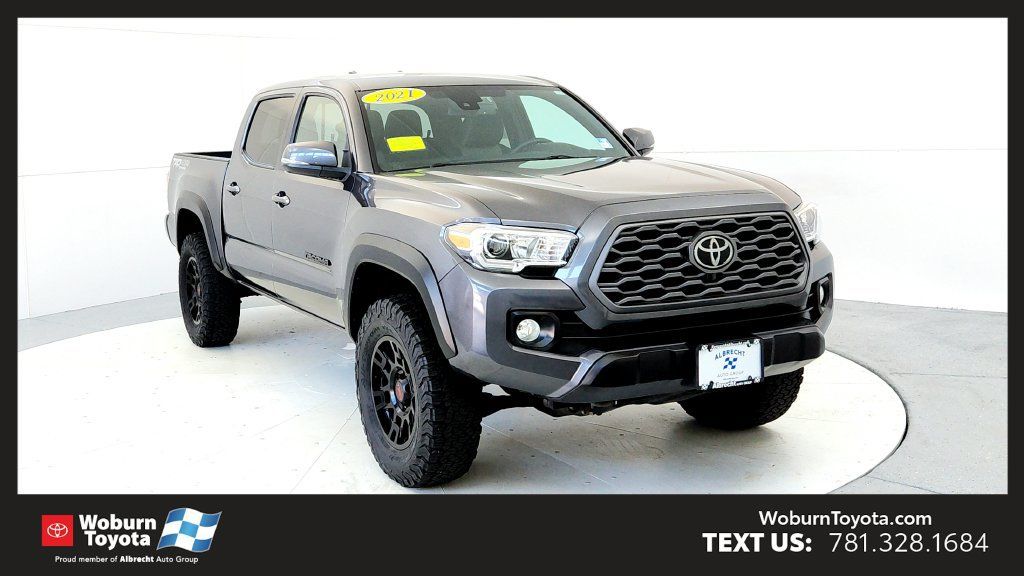 Used 2021 Toyota Tacoma TRD Off-Road w/ Technology Package AWD/4WD image 1