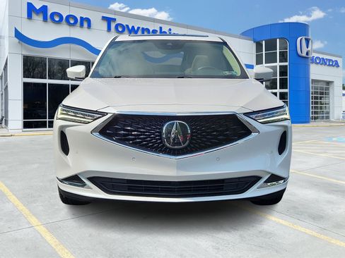 Used 2023 Acura MDX SH-AWD w/ Technology Package image 2