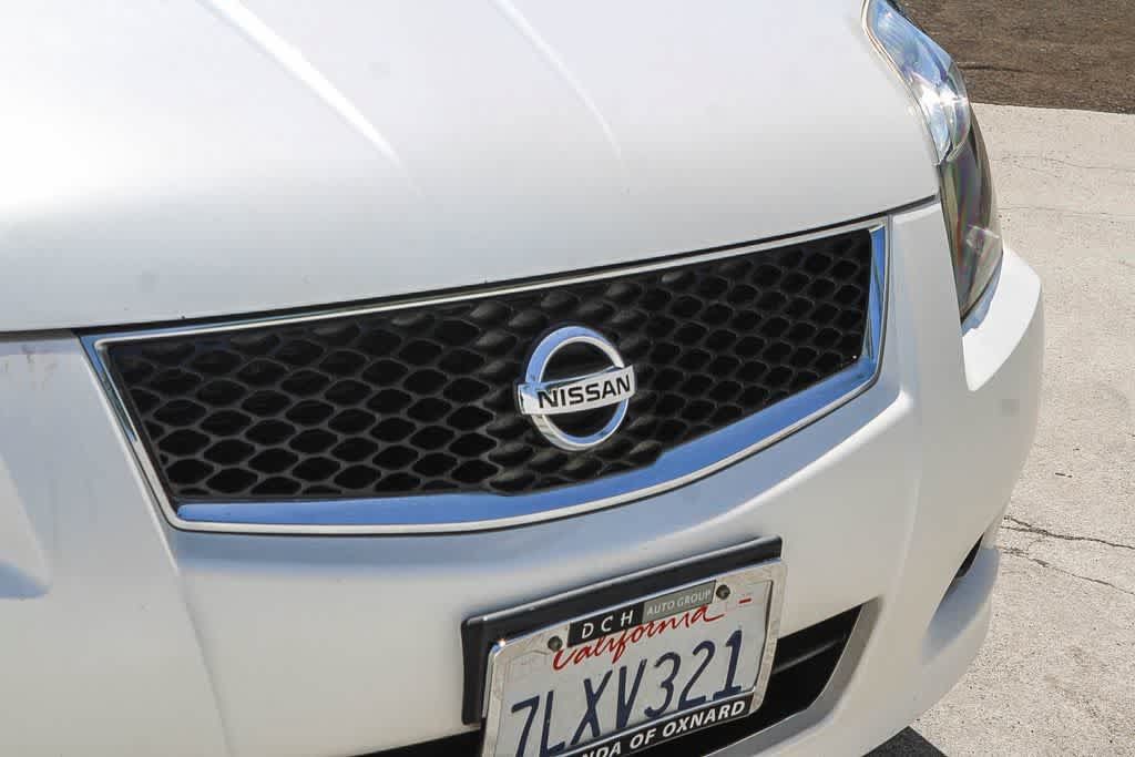 Used 2012 Nissan Sentra 2.0 SR w/ Special Edition Pkg FWD image 11