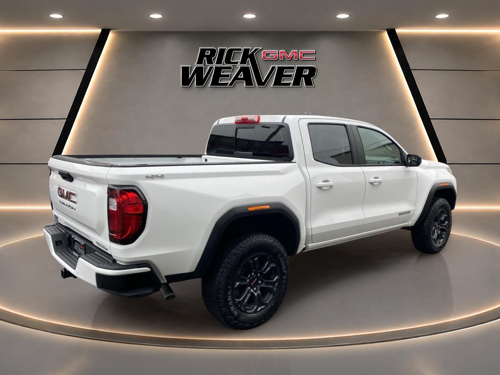 Used 2025 GMC Canyon Elevation AWD/4WD image 7