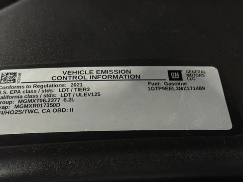 Used 2021 GMC Sierra 1500 AT4 w/ AT4 Premium Package AWD/4WD image 40