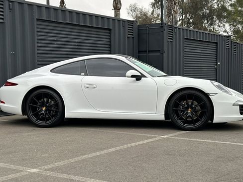 Used 2015 Porsche 911 Carrera image 9