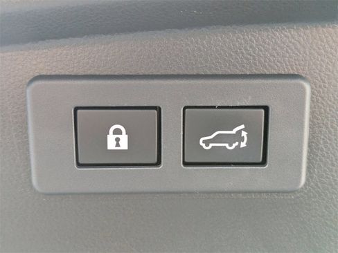 Used 2020 Subaru Outback Touring XT image 14