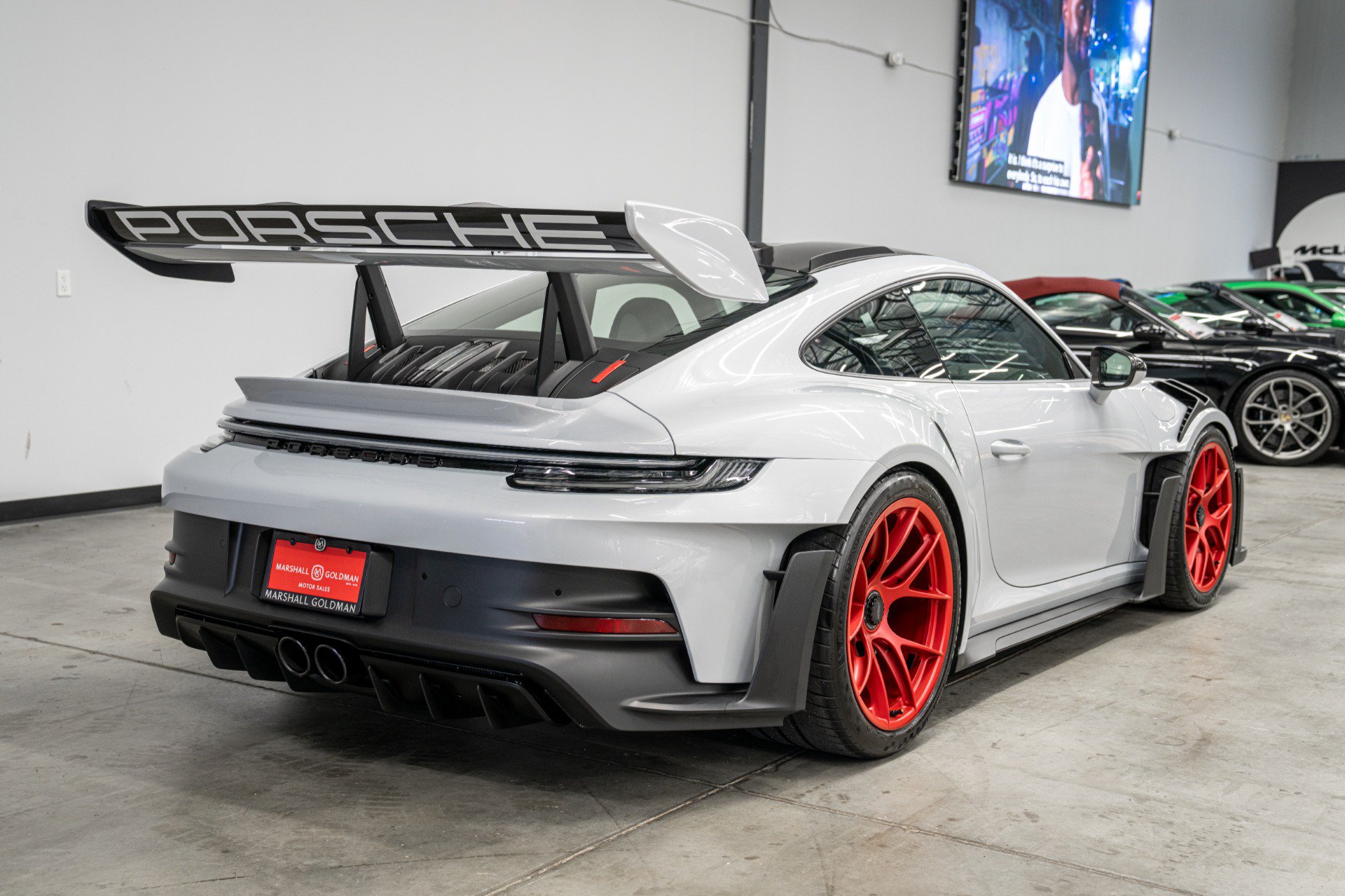 Used 2025 Porsche 911 GT3 RS RWD image 8