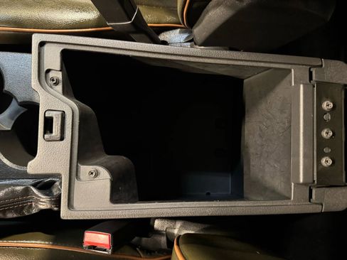 Used 2011 Jeep Liberty 70th Anniversary image 16