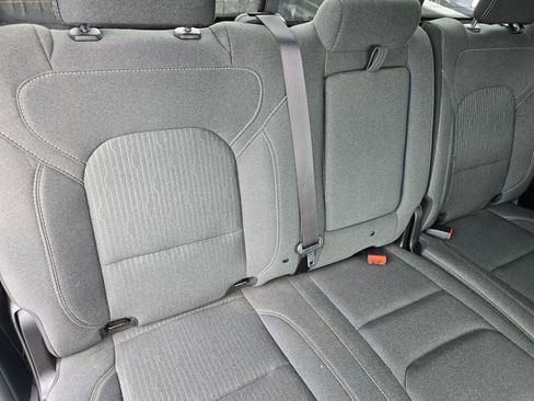 Used 2020 RAM 1500 Big Horn AWD/4WD image 16