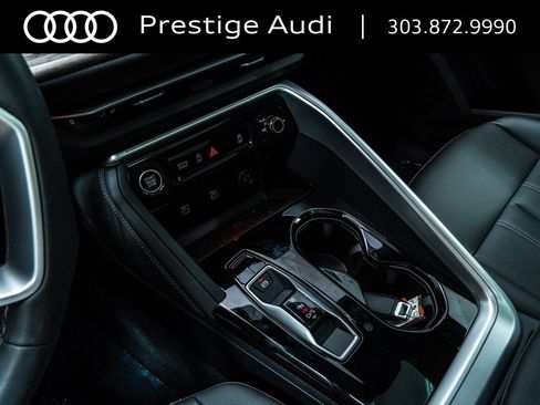 Used 2025 Audi Q5 Premium w/ Convenience Package AWD/4WD image 18