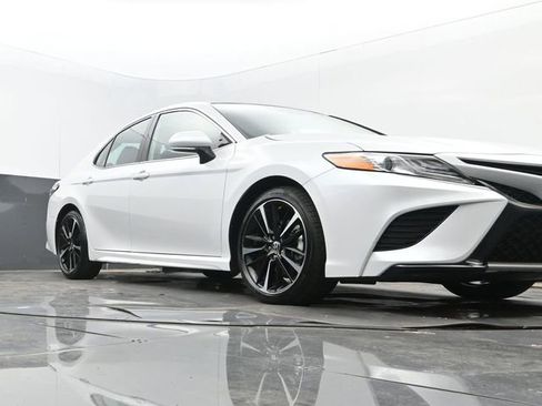 Used 2020 Toyota Camry XSE FWD image 26