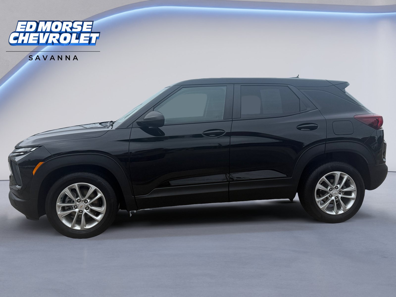 Used 2024 Chevrolet TrailBlazer LS w/ LS Convenience Package FWD image 2