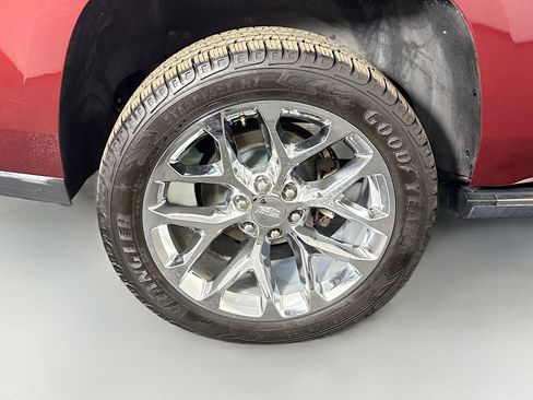 Used 2016 Cadillac Escalade Platinum image 32