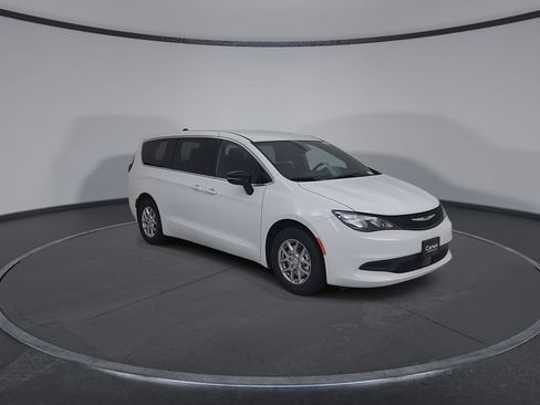 New 2027 Chrysler Pacifica LX FWD image 3