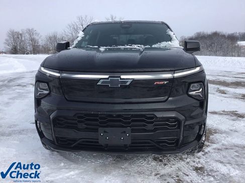 Used 2024 Chevrolet Silverado EV RST image 9