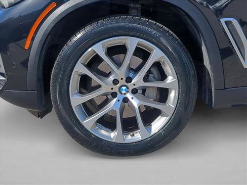 Used 2021 BMW X5 xDrive40i w/ Premium Package 3 image 24
