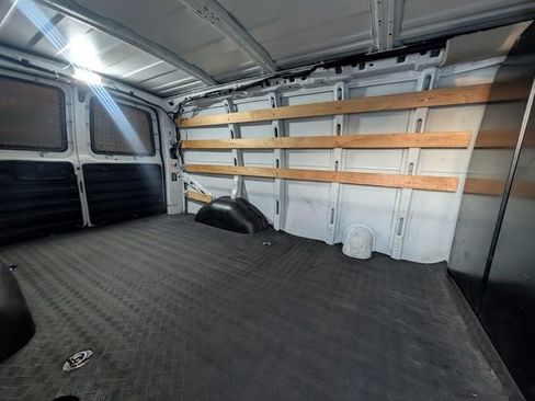 Used 2021 Chevrolet Express 2500 w/ Driver Convenience Package RWD image 12