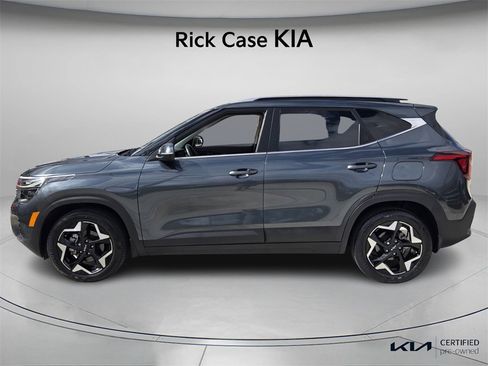 Certified 2024 Kia Seltos EX image 3