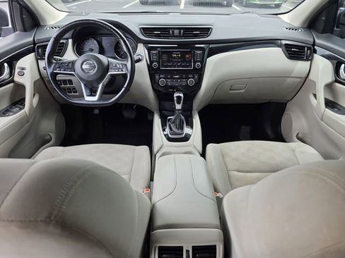 Used 2022 Nissan Rogue Sport SV FWD image 8