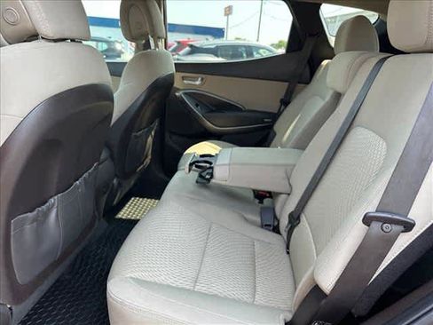 Used 2017 Hyundai Santa Fe Sport FWD image 12