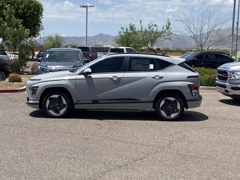 New 2025 Hyundai Kona SEL image 6