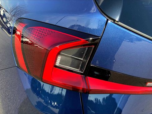 Used 2025 BMW X1 xDrive28i w/ Technology Package image 14