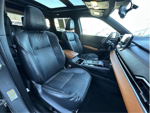 Used 2022 Mitsubishi Outlander SEL image 15