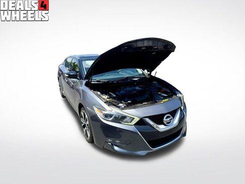 Used 2017 Nissan Maxima 3.5 SL FWD image 4