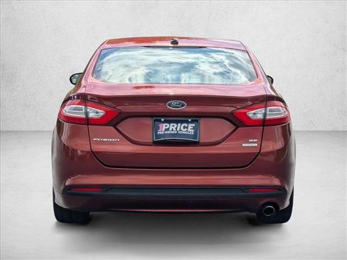 Used 2014 Ford Fusion SE FWD image 6