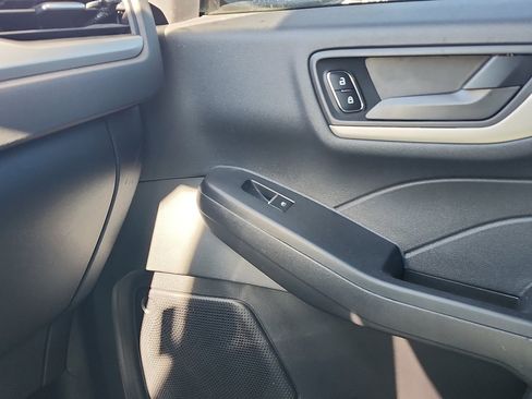 Used 2022 Ford Escape SE w/ SE Sport Appearance Package FWD image 29