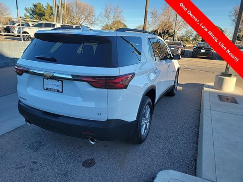 Used 2023 Chevrolet Traverse LT image 7
