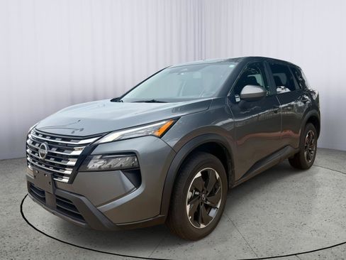 Used 2025 Nissan Rogue SV AWD/4WD image 8