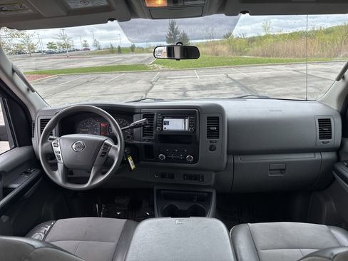 Used 2016 Nissan NV 3500 SV w/ SV Technology Package RWD image 12