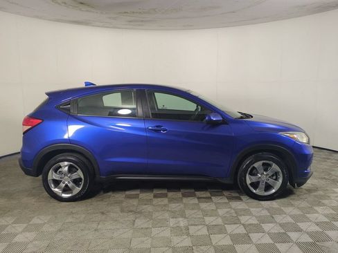 Used 2018 Honda HR-V LX image 4