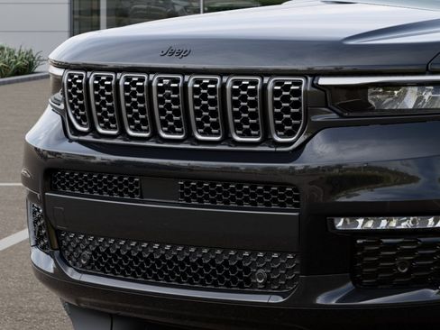 New 2025 Jeep Grand Cherokee L Summit w/ Obsidian Package AWD/4WD image 45