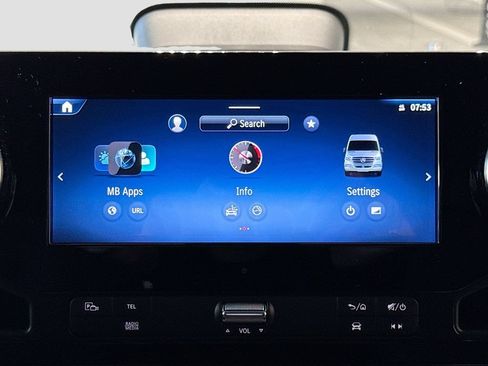Used 2025 Mercedes-Benz Sprinter 2500 image 20