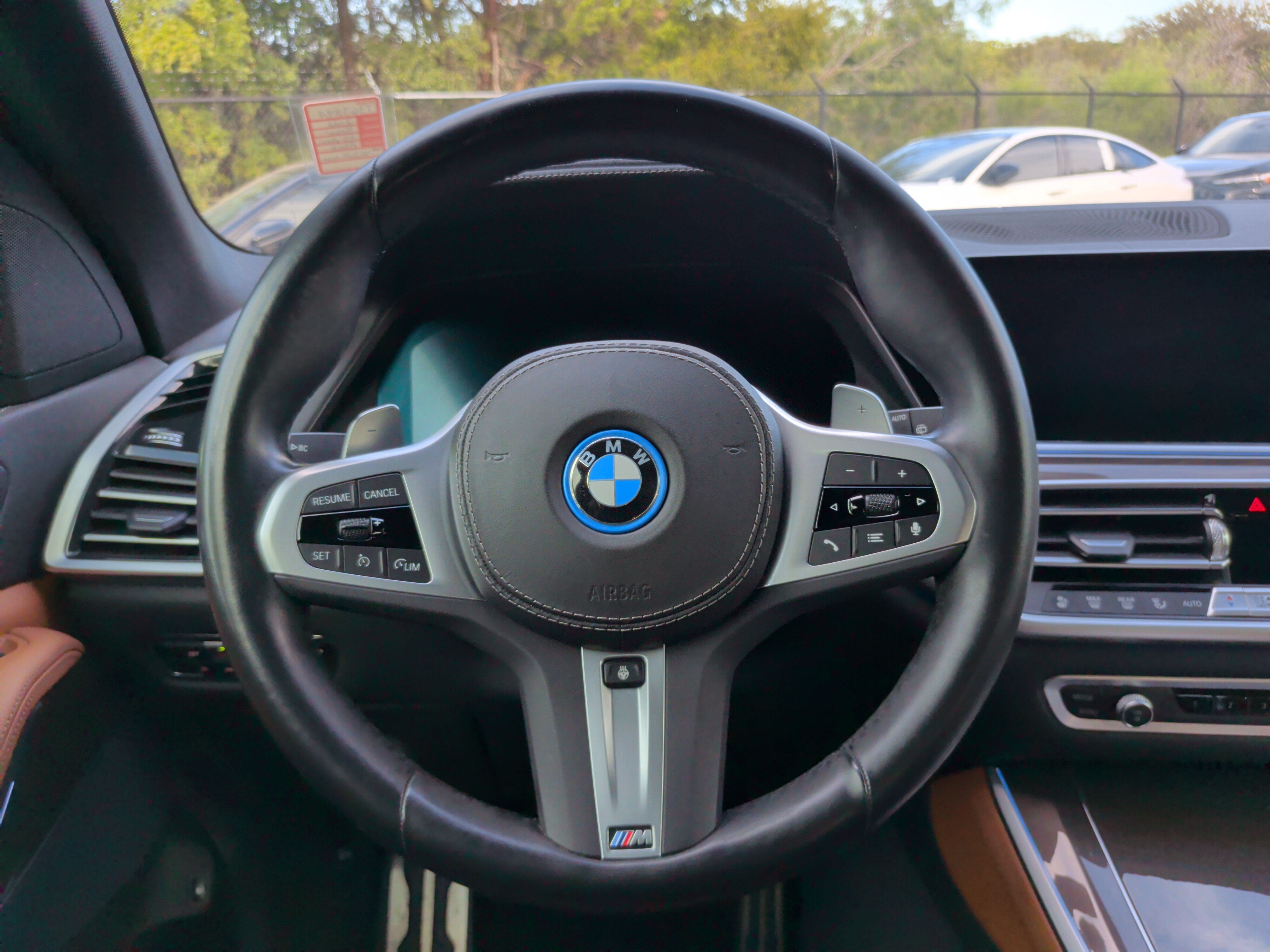 Used 2022 BMW X5 xDrive45e w/ M Sport Package AWD/4WD image 22