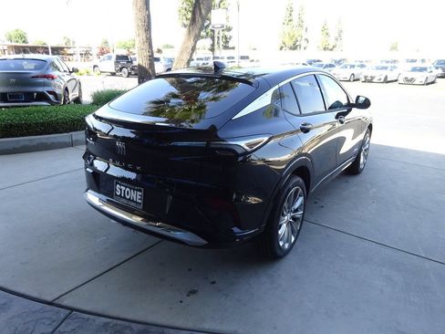 New 2026 Buick Envista Sport Touring FWD image 7