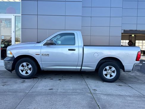 Used 2015 RAM 1500 Tradesman w/ Exterior Appearance Group image 6