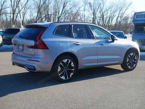 New 2026 Volvo XC60 B5 Plus w/ Climate Package image 3