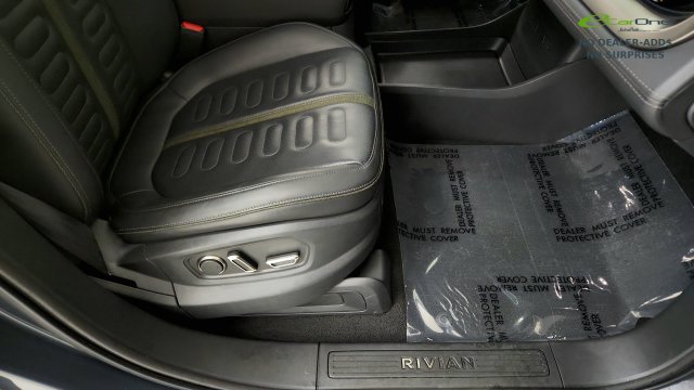 Used 2023 Rivian R1T Adventure Dual AWD/4WD image 36