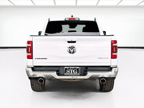 Used 2024 RAM 1500 Laramie AWD/4WD image 5