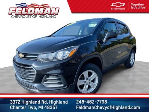 Used 2020 Chevrolet Trax LS w/ Tint and Cruise Package image 1