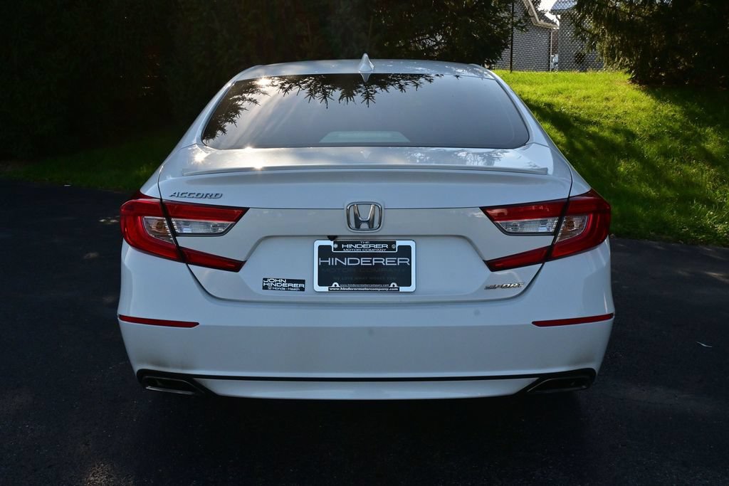 Used 2018 Honda Accord Sport image 5