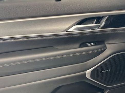 New 2026 Jeep Grand Wagoneer Limited w/ Convenience Group I image 25