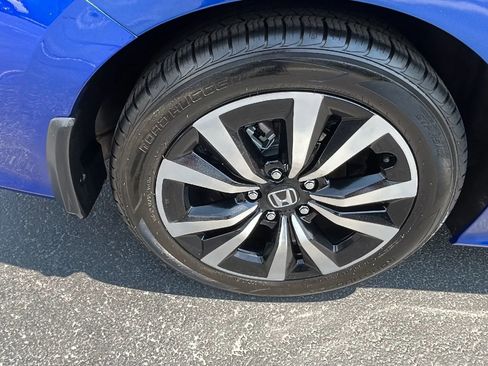 Used 2023 Honda Civic EX image 30