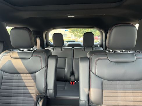 New 2026 Ford Explorer ST-Line w/ ST-Line Street Pack AWD/4WD image 17