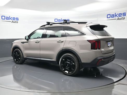 Certified 2024 Kia Sorento SX Prestige image 6