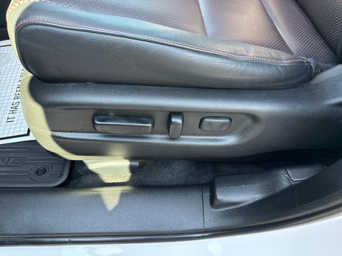Used 2023 Honda Ridgeline Black Edition image 12