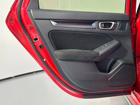 Used 2023 Honda Civic Type R image 17